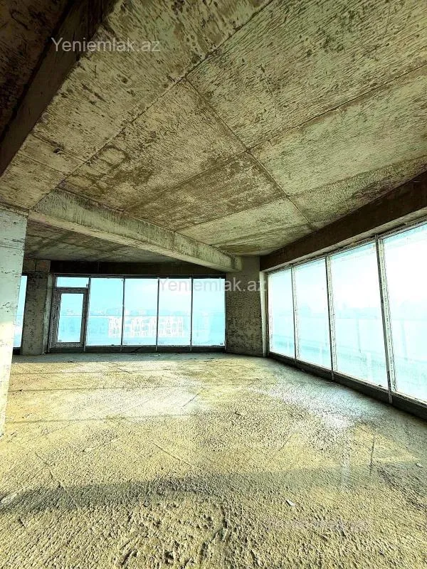 Satılır 3 otaqlı yeni tikili 118 m²