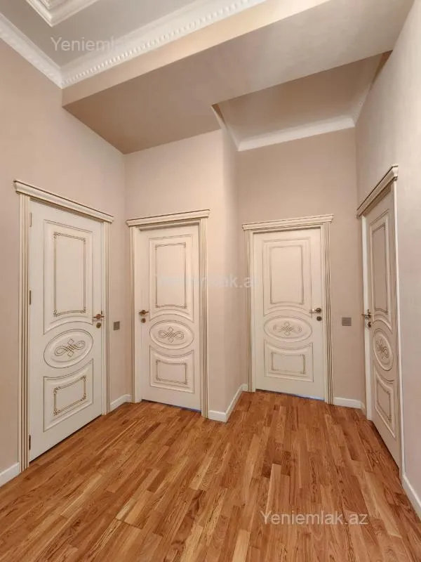 Satılır 3 otaqlı yeni tikili 98 m²