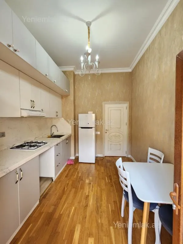 Satılır 3 otaqlı yeni tikili 98 m²