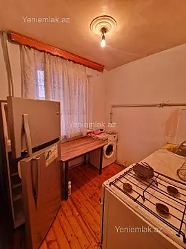 Satılır 2 otaqlı köhnə tikili 46 m²
