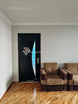 Satılır 2 otaqlı köhnə tikili 60 m²