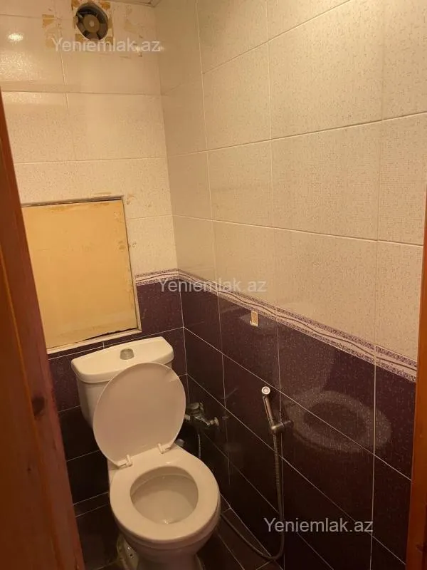 Satılır 2 otaqlı köhnə tikili 65 m²