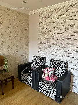 Satılır 2 otaqlı köhnə tikili 65 m²
