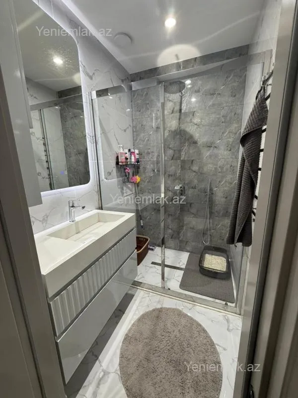 Satılır 3 otaqlı yeni tikili 85 m²