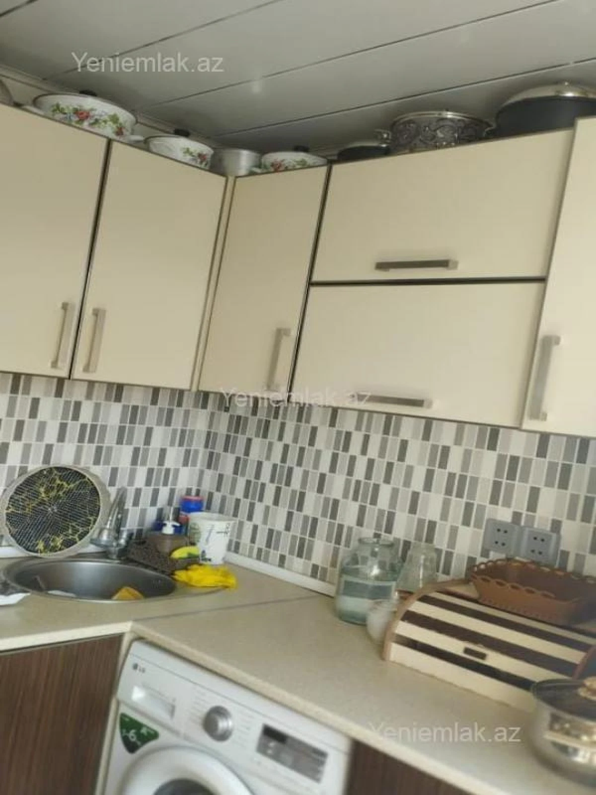 Satılır 1 otaqlı köhnə tikili 32 m²