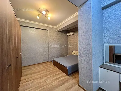 Satılır 3 otaqlı yeni tikili 115 m²