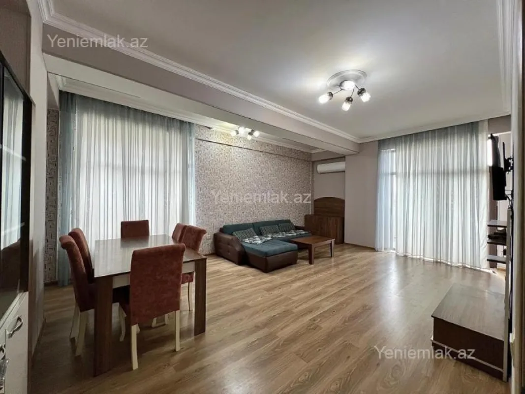 Satılır 3 otaqlı yeni tikili 115 m²