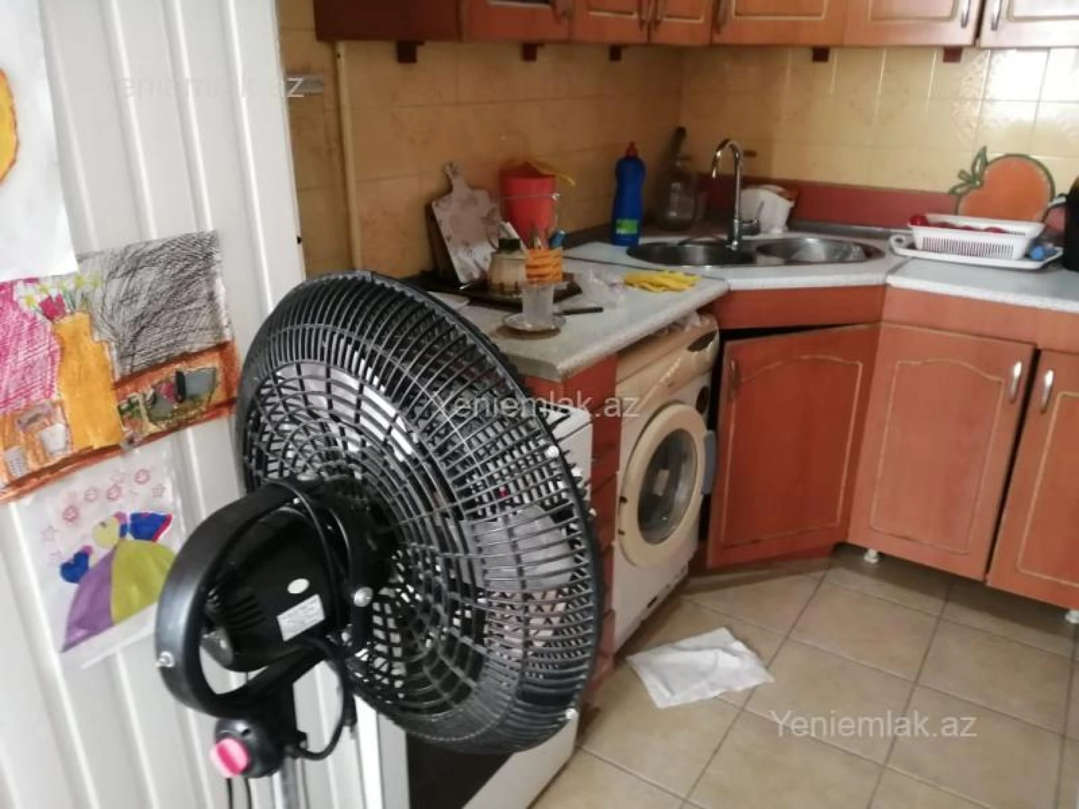 Satılır 3 otaqlı köhnə tikili 90 m²