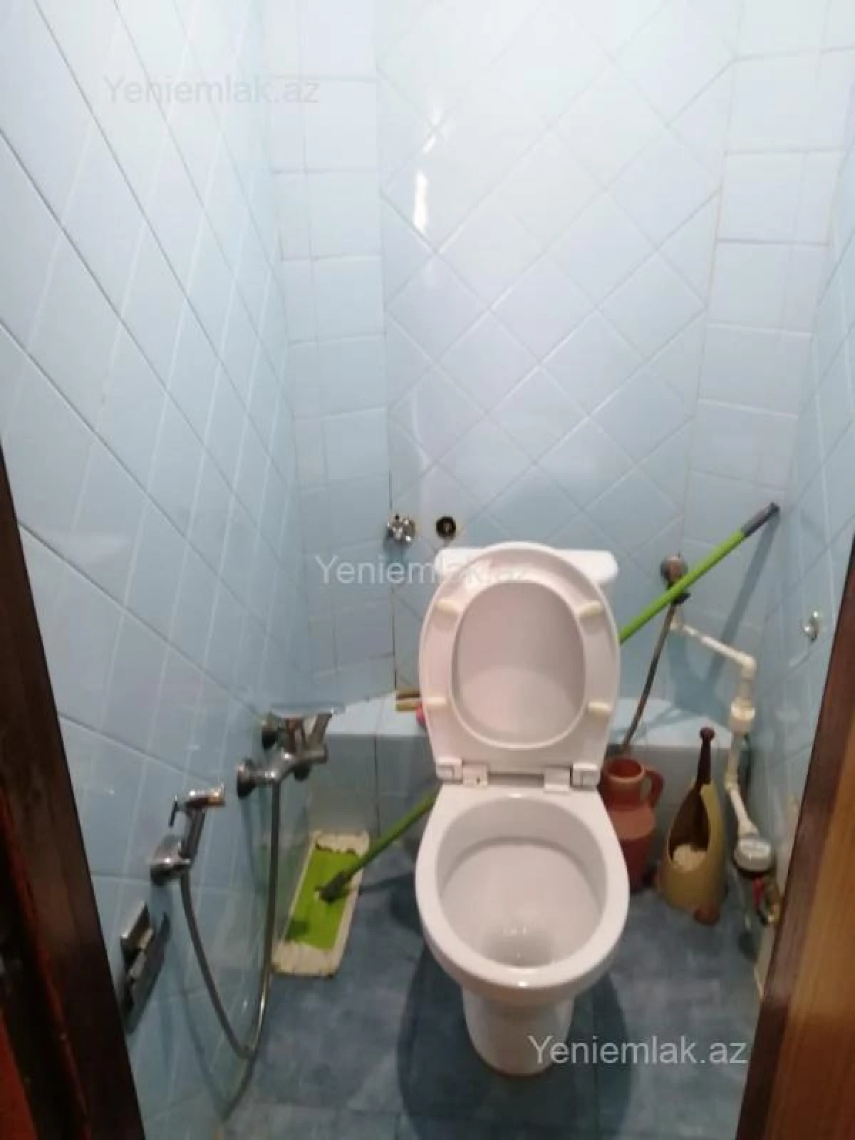 Satılır 3 otaqlı köhnə tikili 90 m²
