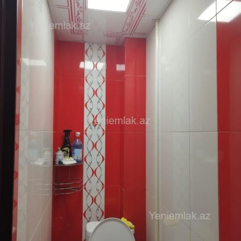 Satılır 4 otaqlı köhnə tikili 90 m²