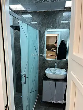 Satılır 2 otaqlı köhnə tikili 65 m²