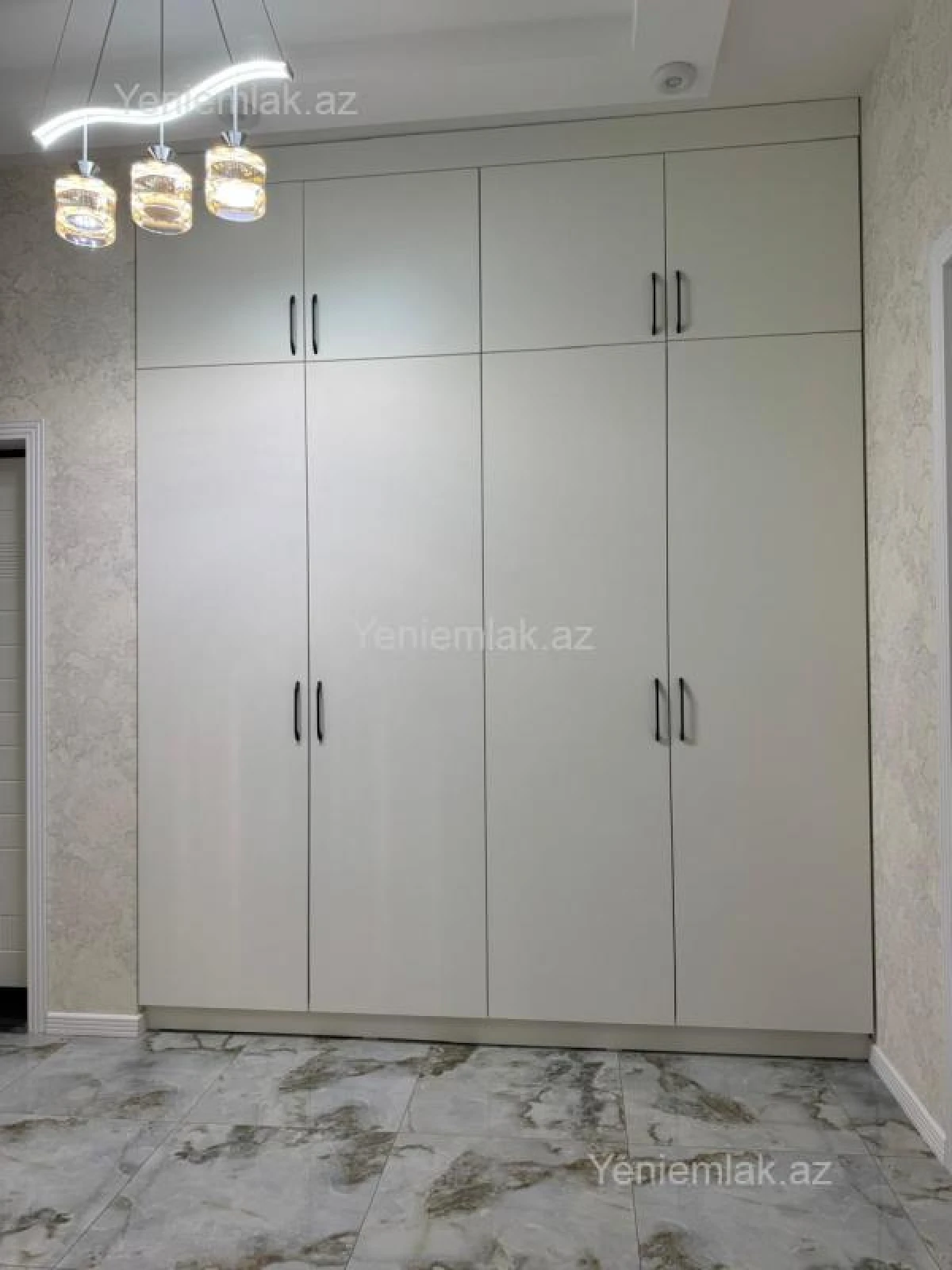 Satılır 2 otaqlı yeni tikili 77 m²