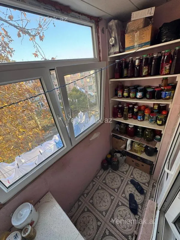 Satılır 3 otaqlı köhnə tikili 60 m²