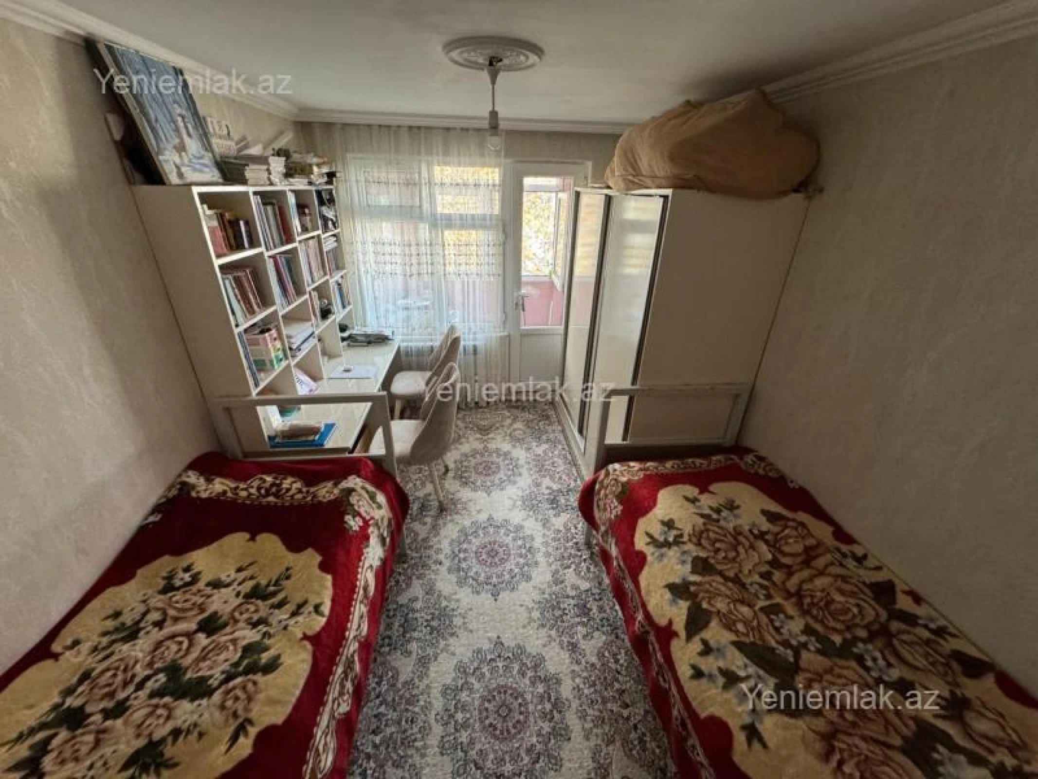 Satılır 3 otaqlı köhnə tikili 60 m²