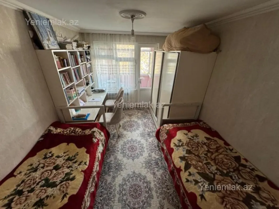 Satılır 3 otaqlı köhnə tikili 60 m²