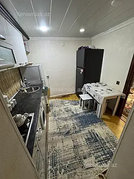 Satılır 3 otaqlı köhnə tikili 60 m²