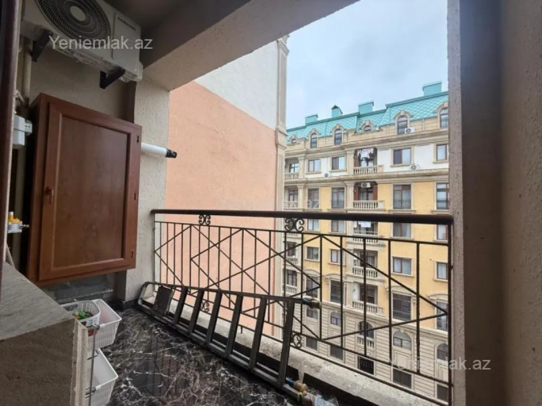 Satılır 2 otaqlı yeni tikili 93 m²