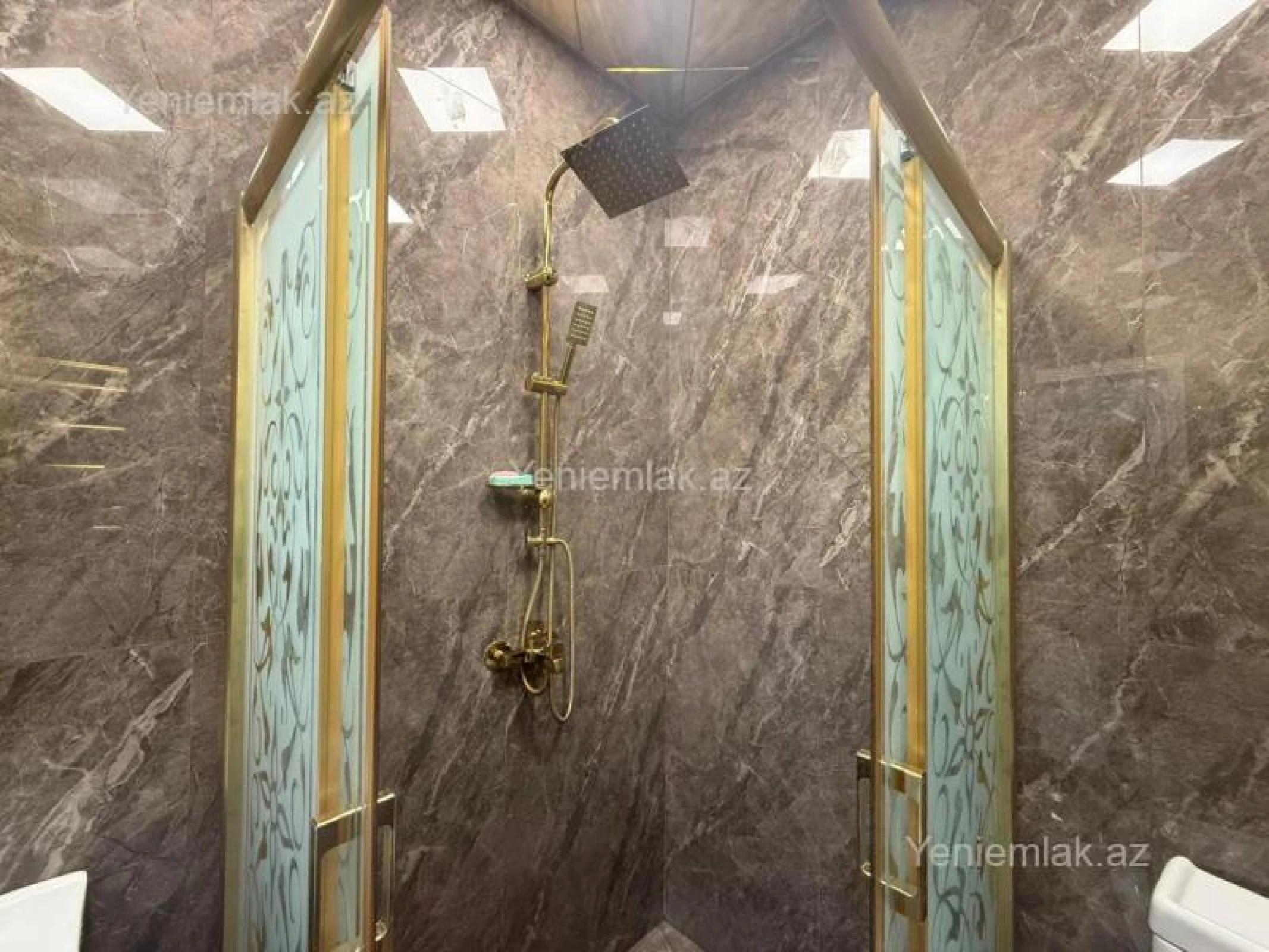 Satılır 2 otaqlı yeni tikili 93 m²