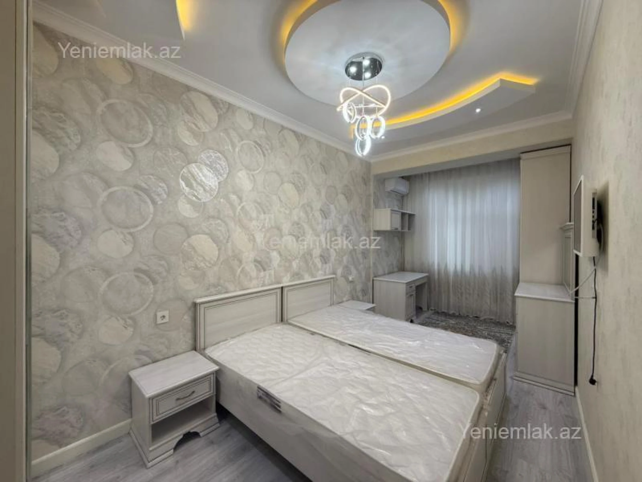 Satılır 2 otaqlı yeni tikili 93 m²