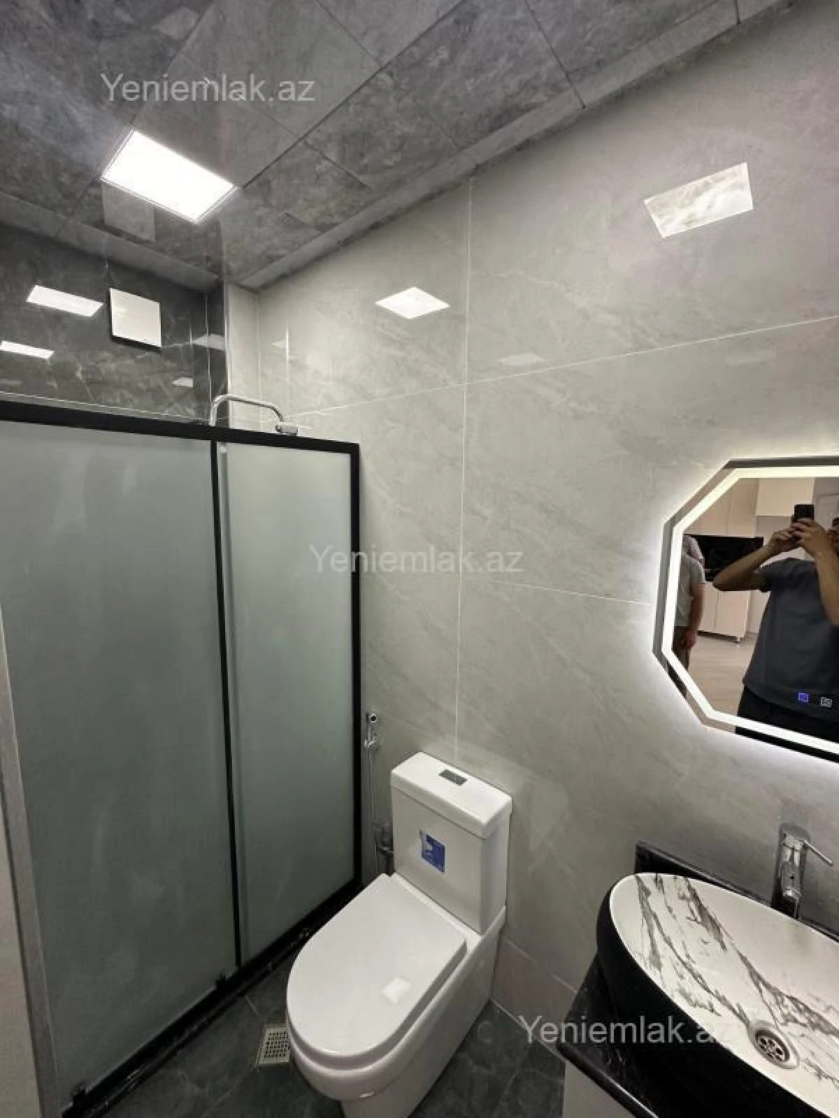 Satılır 2 otaqlı yeni tikili 72.2 m²