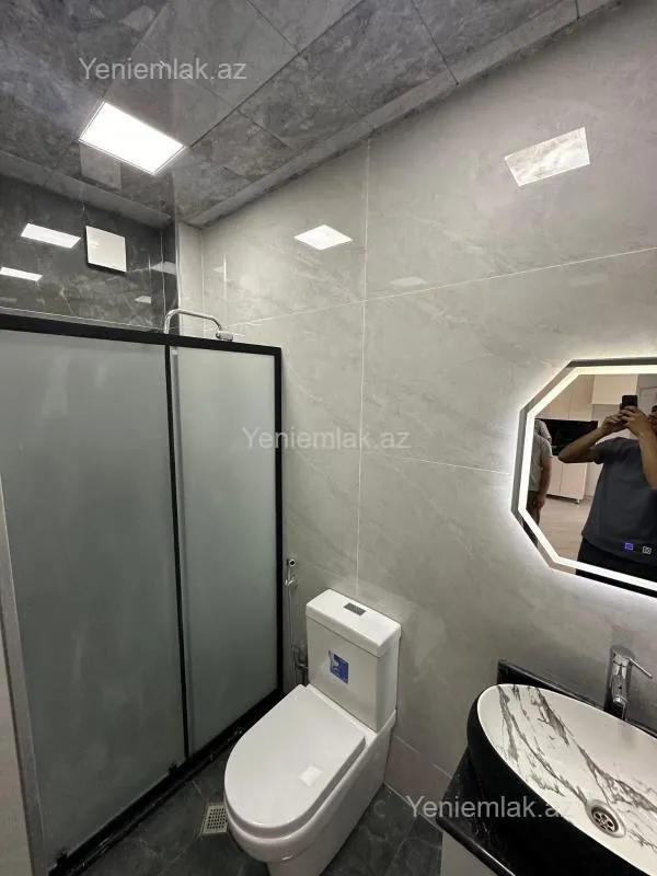 Satılır 2 otaqlı yeni tikili 72.2 m²