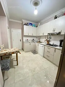 Satılır 3 otaqlı yeni tikili 90 m²