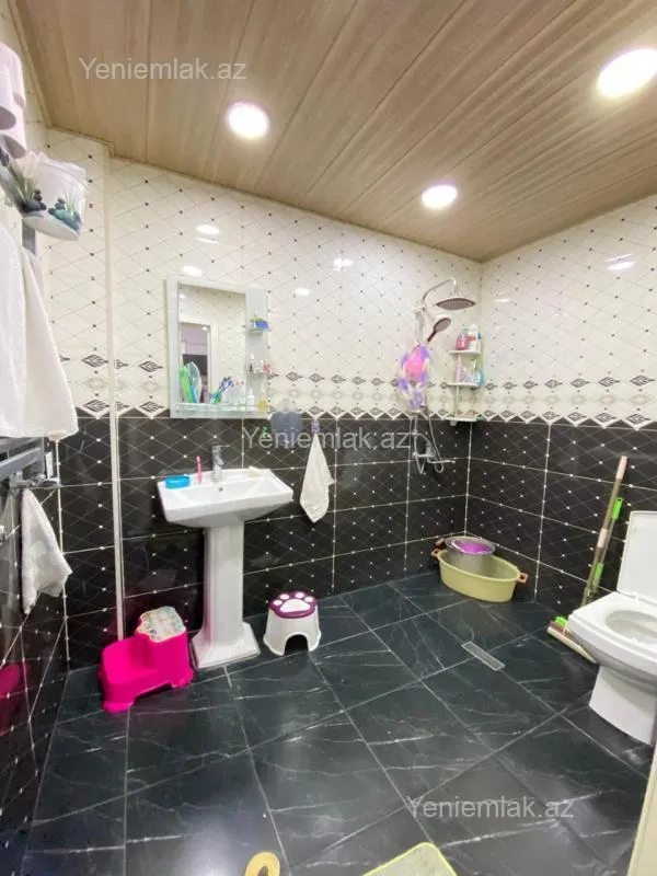 Satılır 3 otaqlı yeni tikili 90 m²