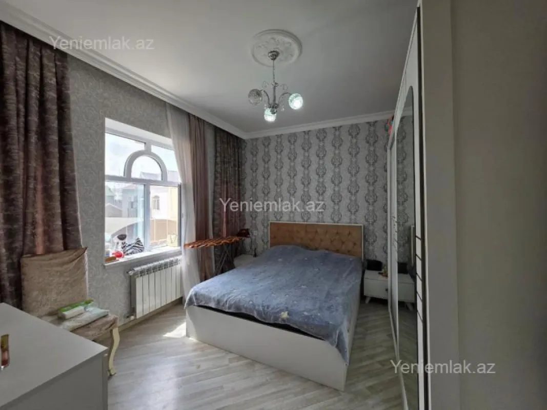 Satılır 4 otaqlı həyət evi 150 m²