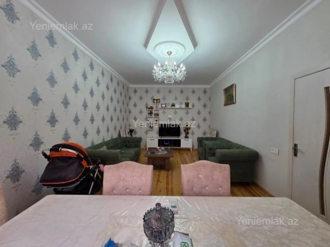 Satılır 4 otaqlı həyət evi 150 m²