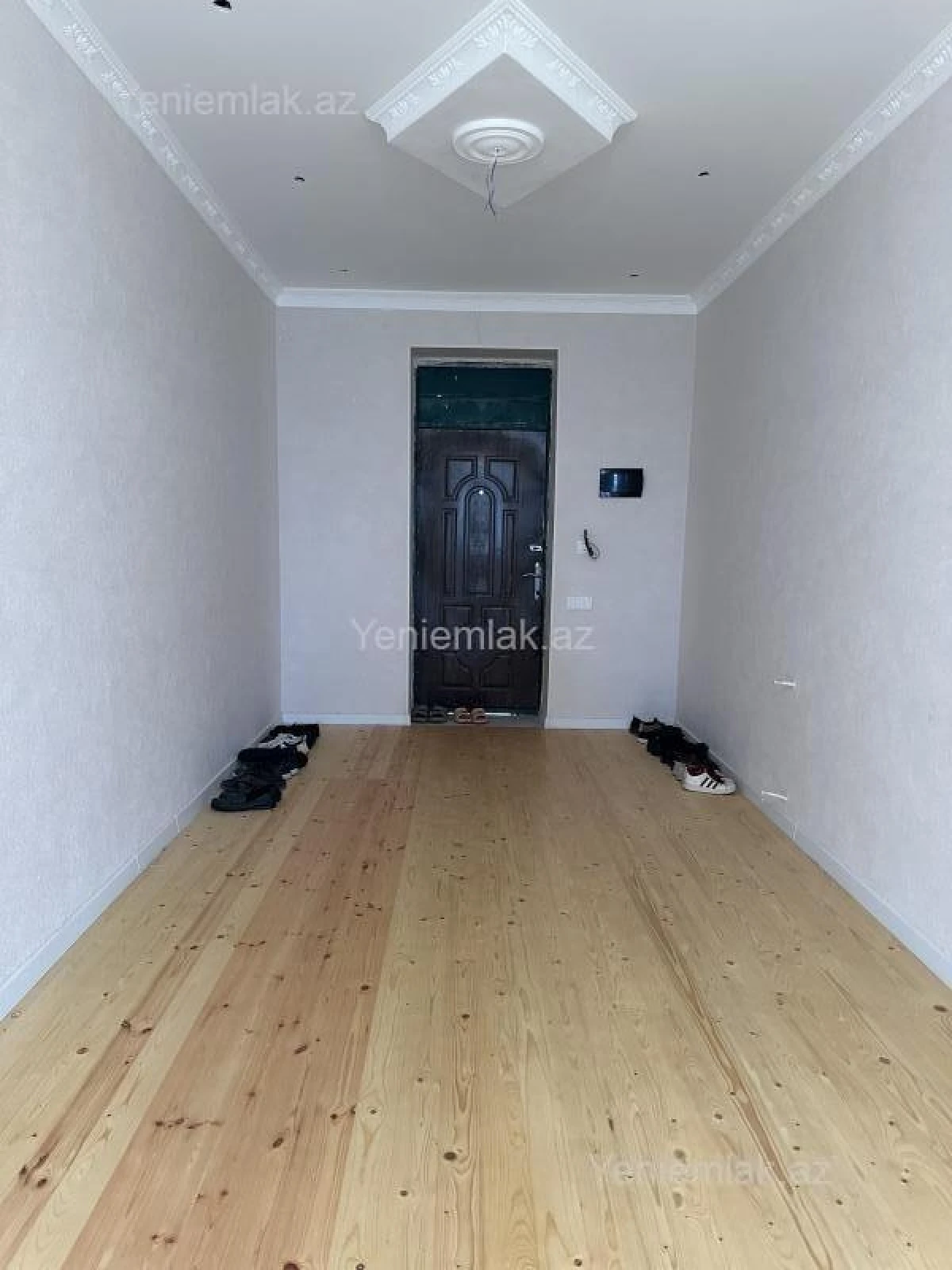 Satılır 7 otaqlı həyət evi 264 m²