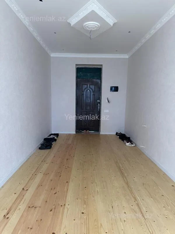 Satılır 7 otaqlı həyət evi 264 m²