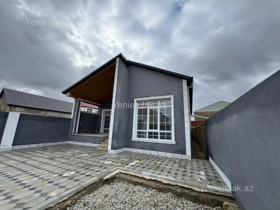 Satılır 4 otaqlı həyət evi 120 m²