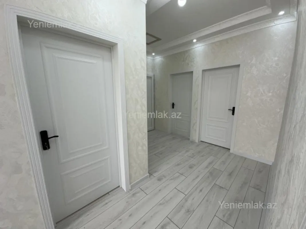 Satılır 4 otaqlı həyət evi 130 m²