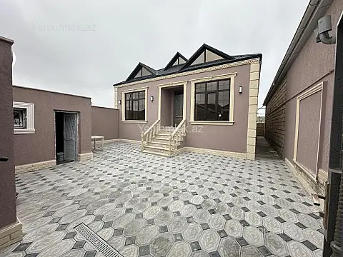 Satılır 4 otaqlı həyət evi 130 m²