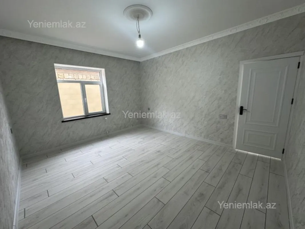 Satılır 4 otaqlı həyət evi 130 m²
