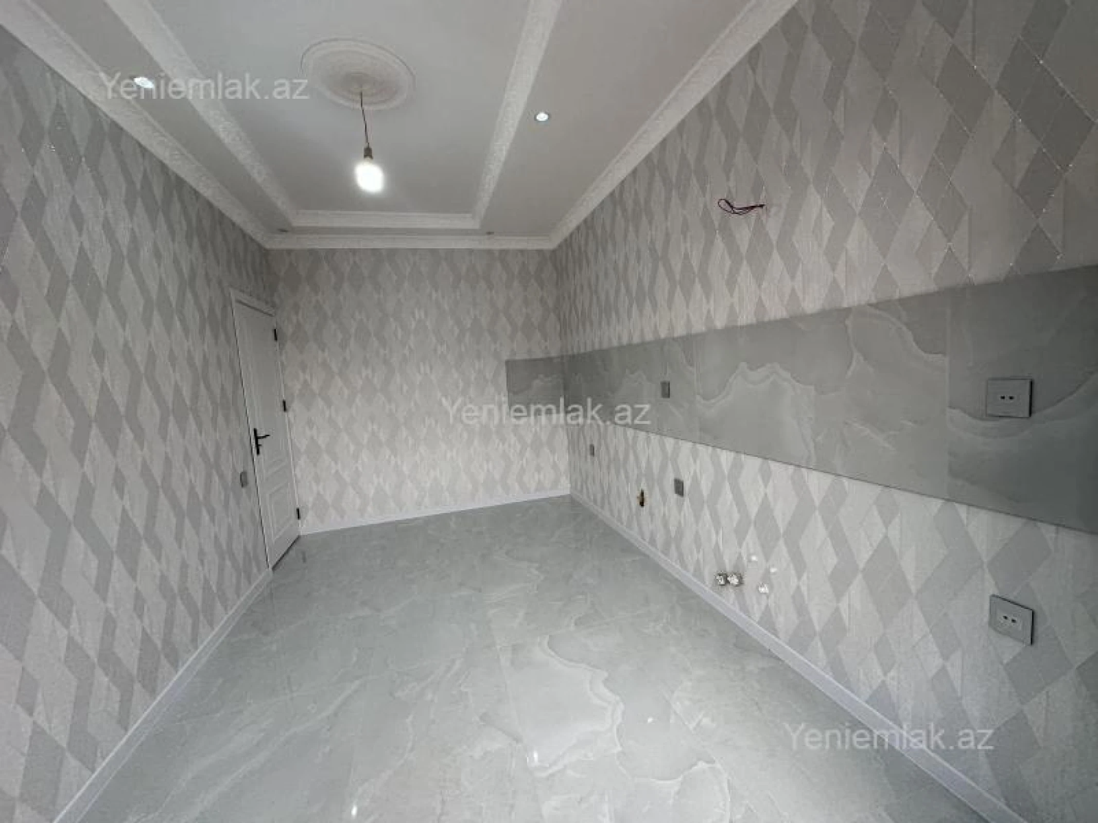Satılır 4 otaqlı həyət evi 130 m²