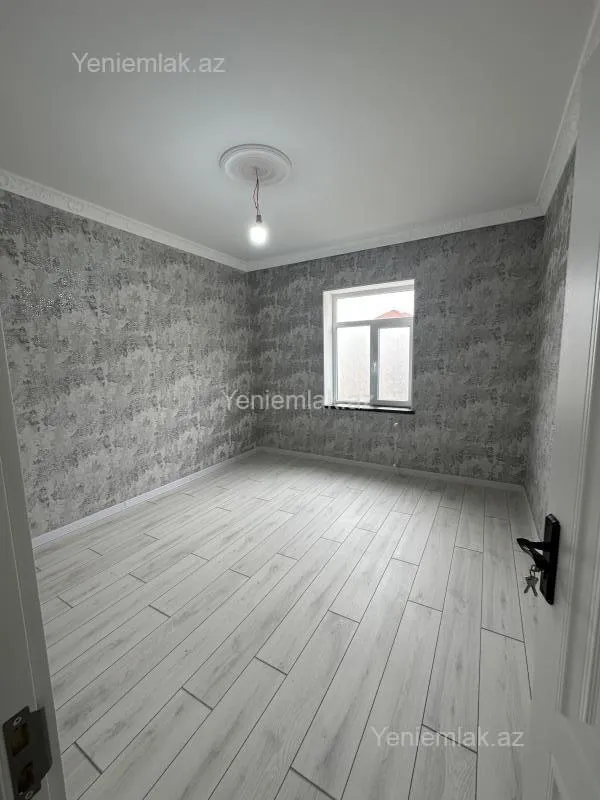 Satılır 4 otaqlı həyət evi 130 m²