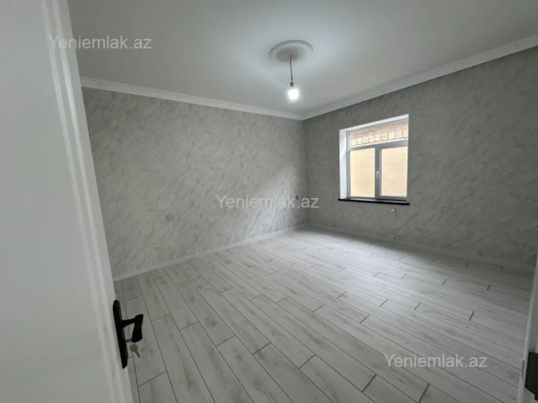 Satılır 4 otaqlı həyət evi 130 m²