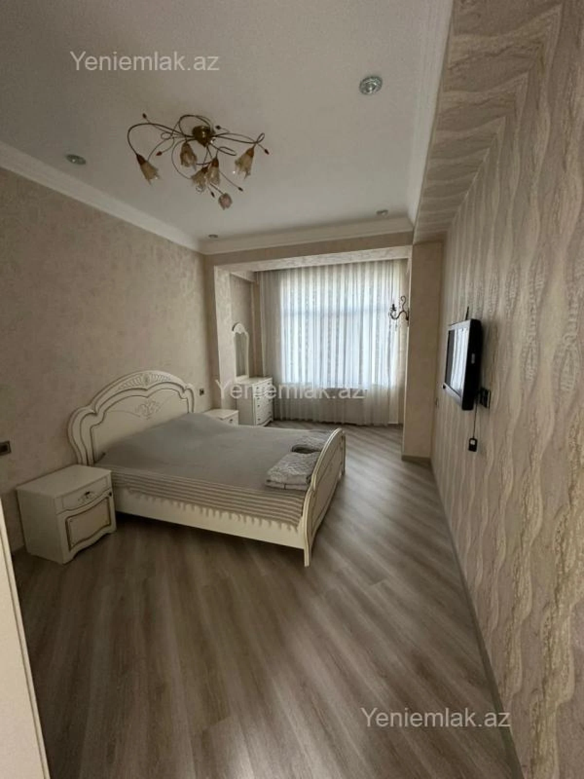 Satılır 2 otaqlı yeni tikili 101 m²