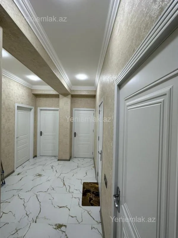 Satılır 2 otaqlı yeni tikili 101 m²