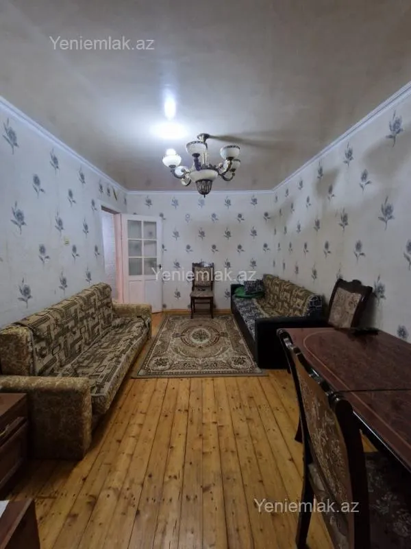 Satılır 2 otaqlı köhnə tikili 48 m²