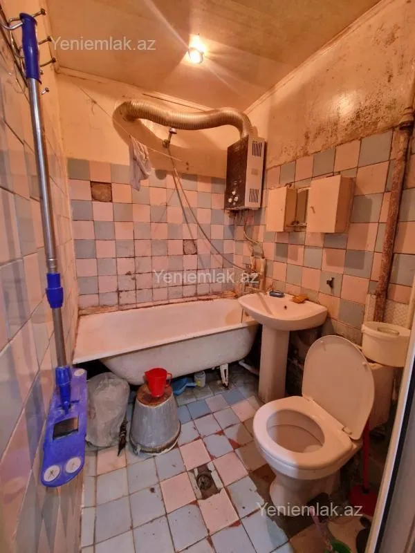 Satılır 2 otaqlı köhnə tikili 48 m²