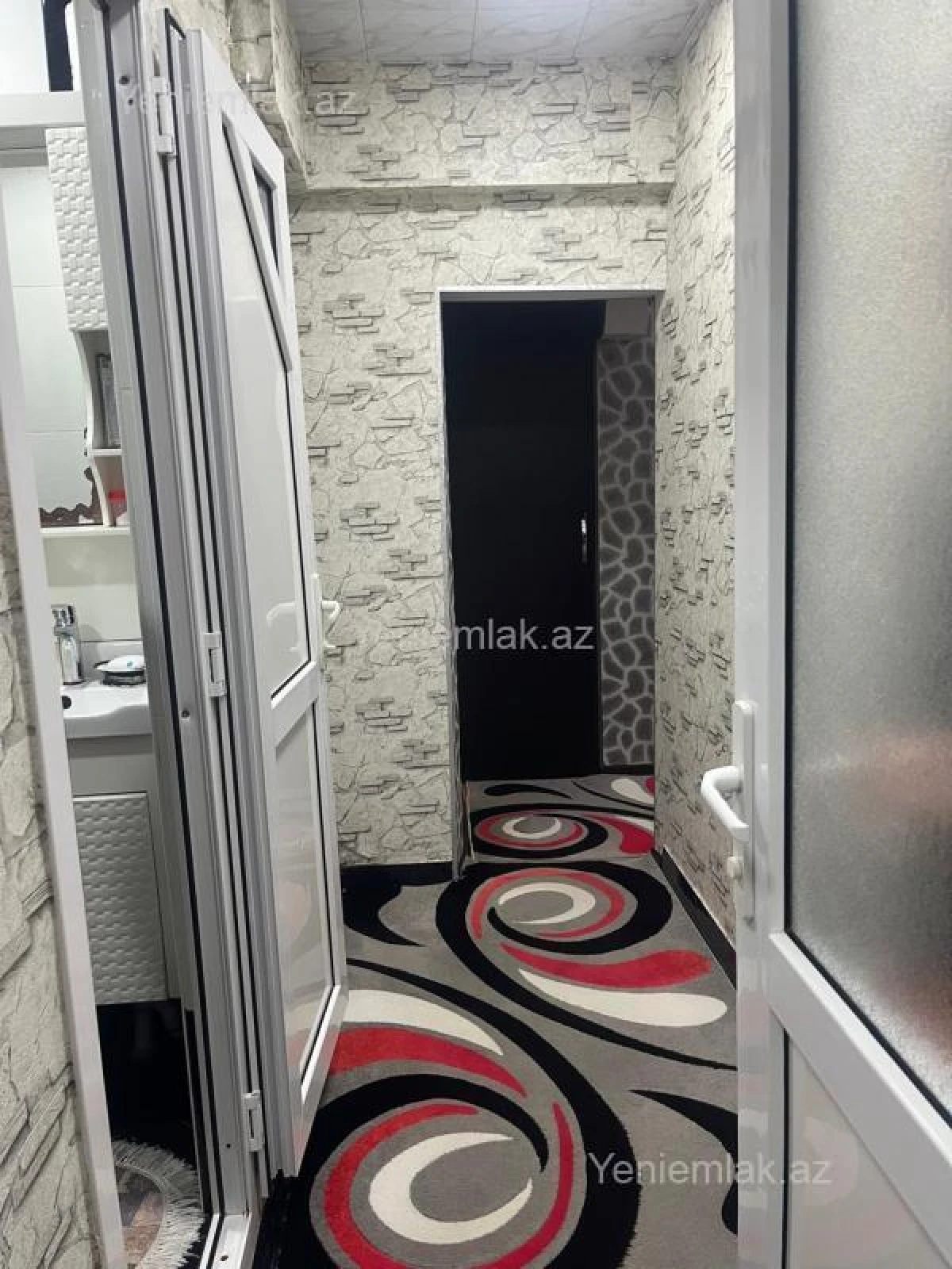 Satılır 3 otaqlı köhnə tikili 72 m²