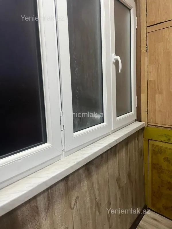 Satılır 3 otaqlı köhnə tikili 72 m²