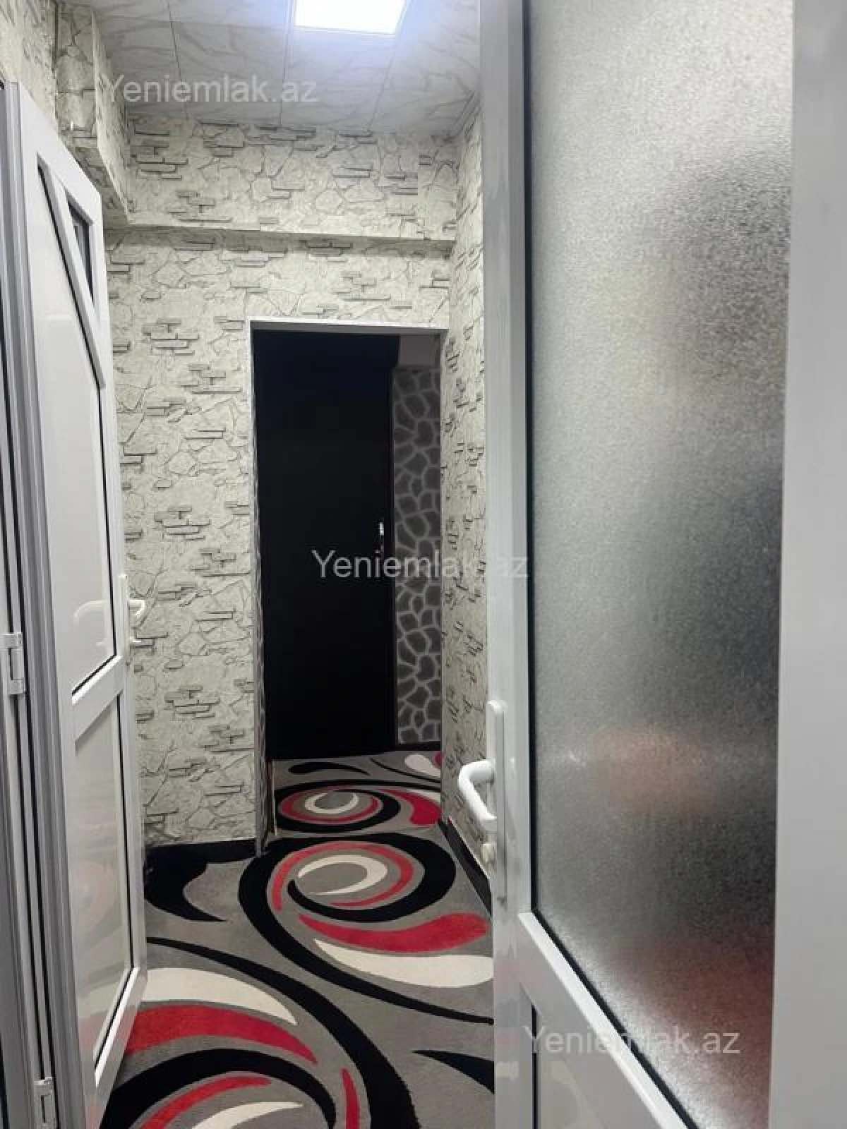 Satılır 3 otaqlı köhnə tikili 72 m²