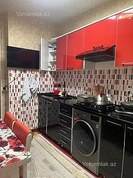 Satılır 3 otaqlı köhnə tikili 72 m²