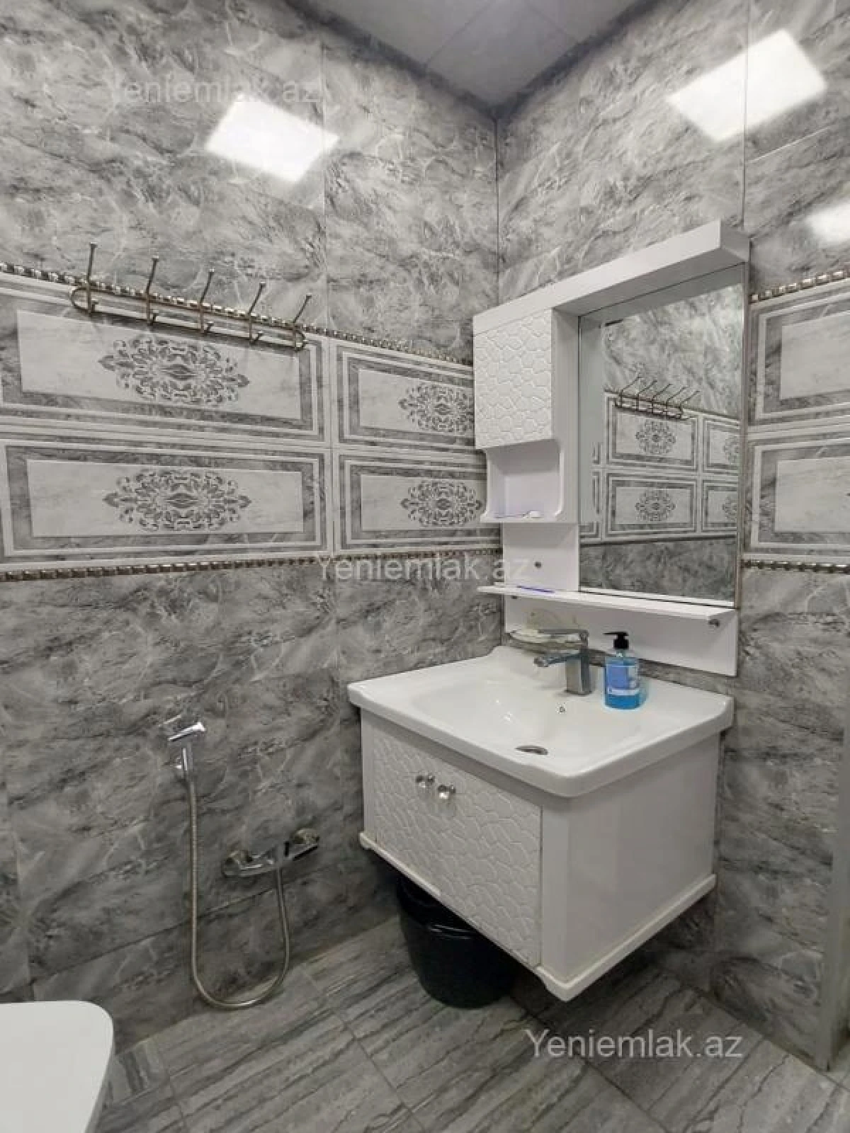 Satılır 2 otaqlı yeni tikili 55 m²