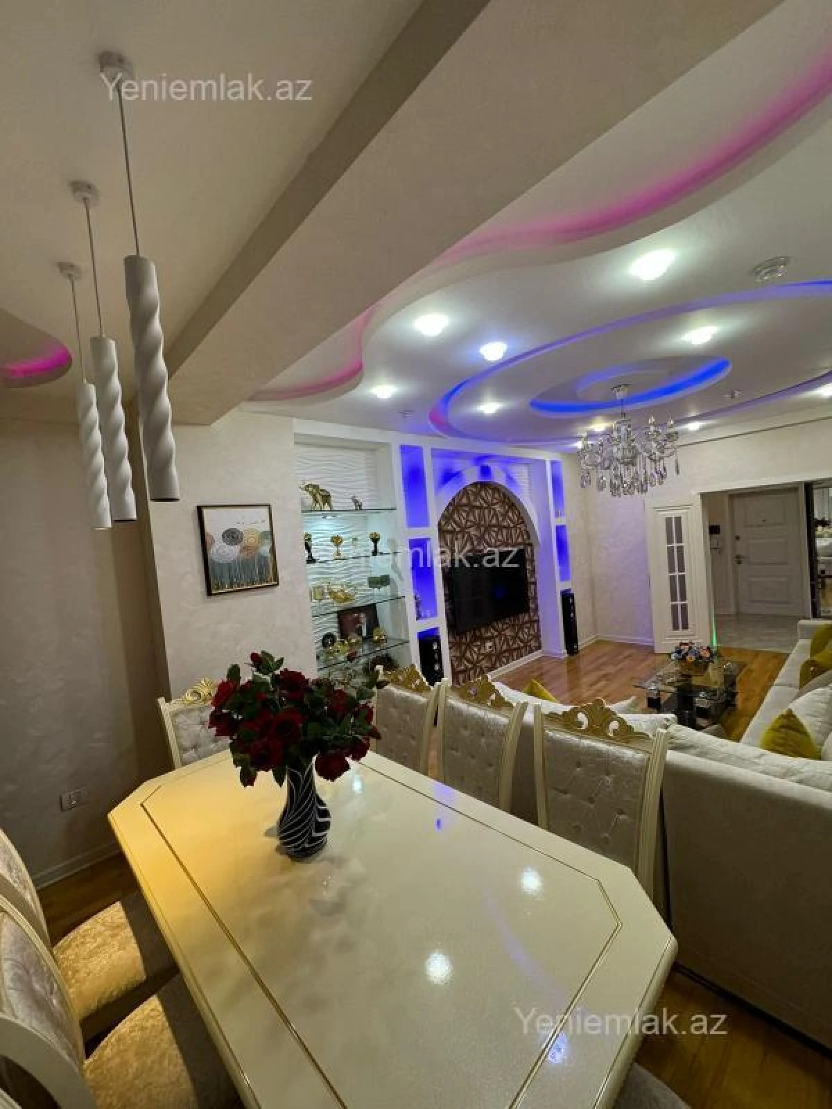 Satılır 2 otaqlı yeni tikili 105 m²