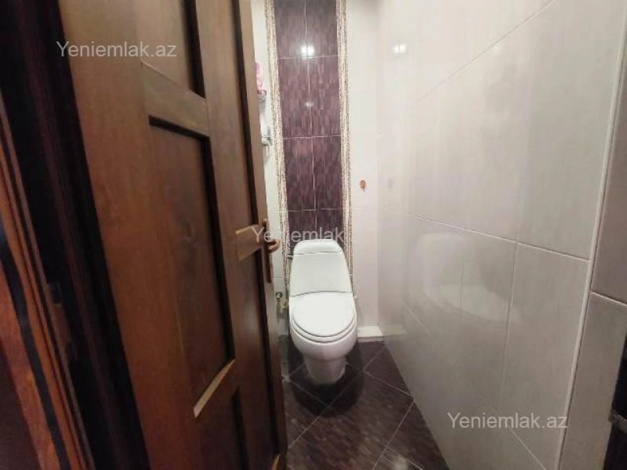 Satılır 4 otaqlı köhnə tikili 90 m²