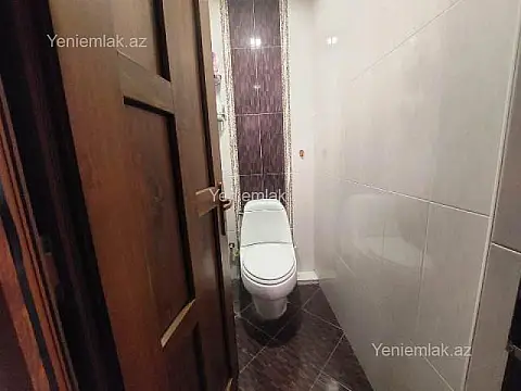 Satılır 4 otaqlı köhnə tikili 90 m²